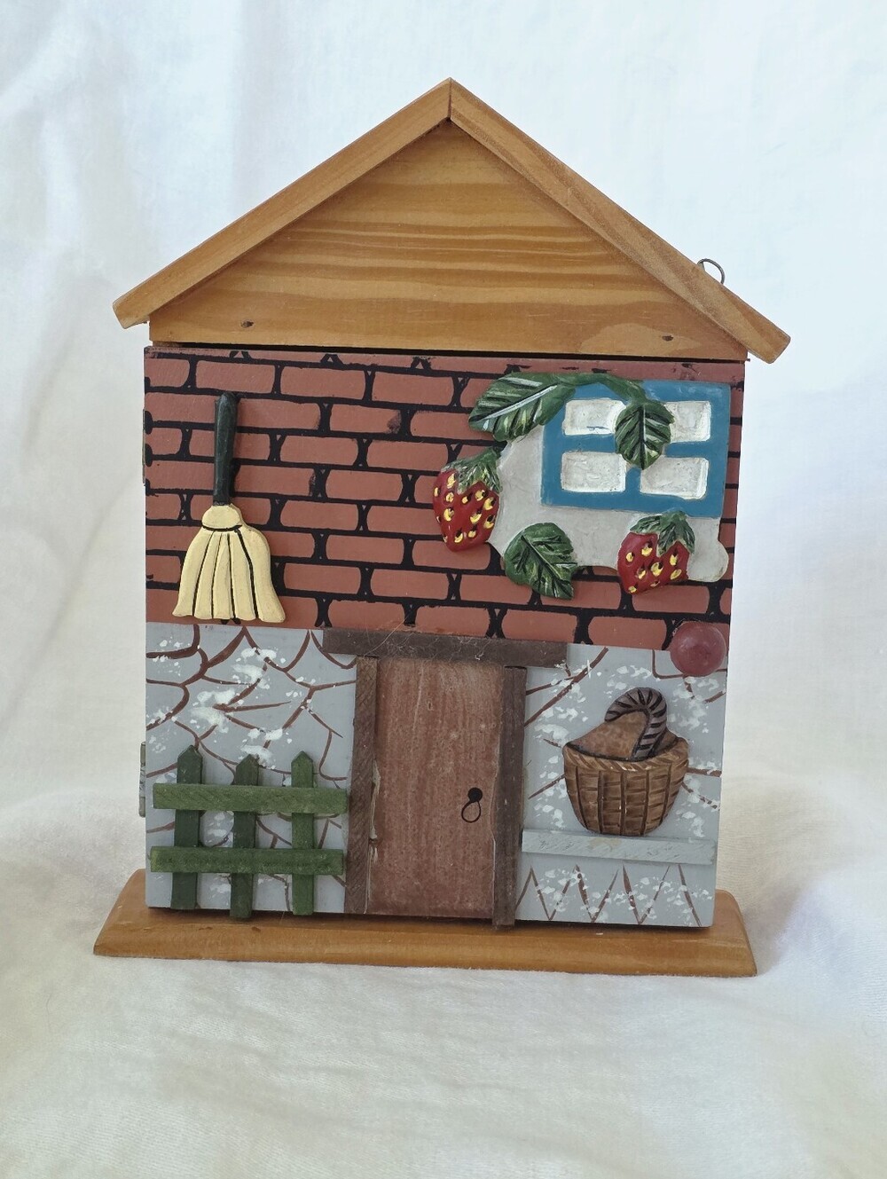 Vintage Cottagecore Wooden Key Box Holder Wall Cabinet 6 Hooks
